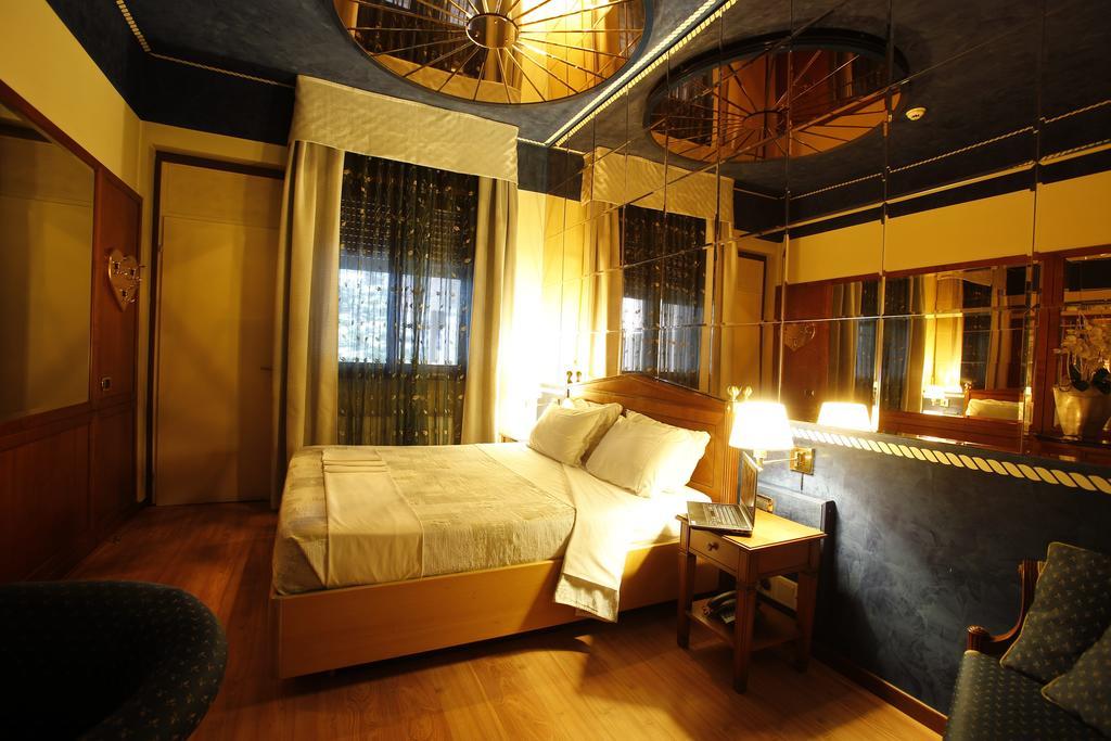 Hotel City Леньяно Екстер'єр фото
