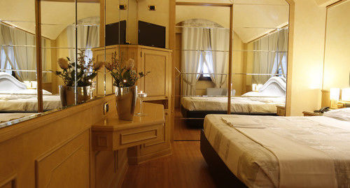 Hotel City Леньяно Екстер'єр фото